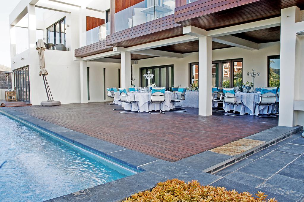 Isango Gate Hotel Port Elizabeth Buitenkant foto